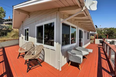 Exterior - 10701 Hereford Dr, Jenner, CA 95450 photo 4 of 6