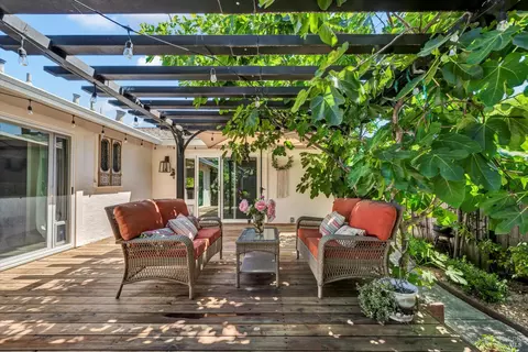 1183 Mountain View Cir, Napa, CA 94558