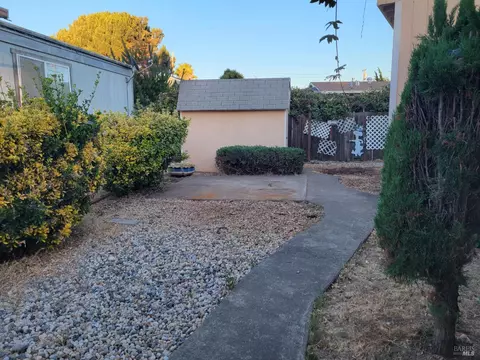 810 Fahey Ct, Vallejo, CA 94590 photo 23
