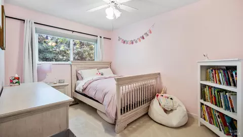 Bedroom - 7826 Brookside Ave, Sebastopol, CA 95472 photo 3 of 5