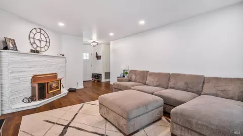 Other - 7826 Brookside Ave, Sebastopol, CA 95472 photo 2 of 7