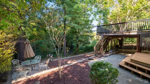 Exterior - 7826 Brookside Ave, Sebastopol, CA 95472 photo 5 of 8