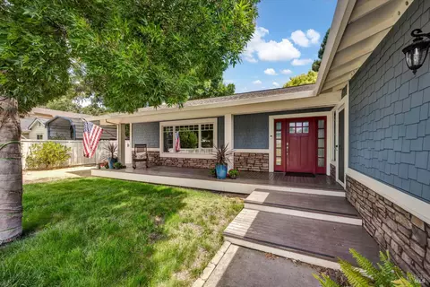 1018 Easum Dr, Napa, CA 94558