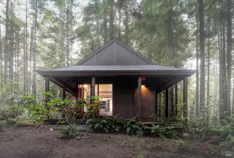 36484 E Ridge Rd, The Sea Ranch, CA 95497