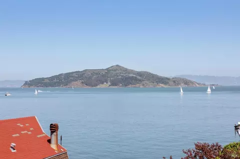 202 Valley St #1, Sausalito, CA 94965 photo 2