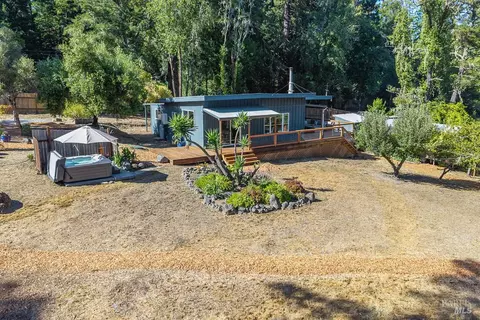 Exterior - 17197 Fitzpatrick Ln, Occidental, CA 95465 photo 13 of 38