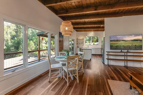 Dining - 17197 Fitzpatrick Ln, Occidental, CA 95465 photo 3 of 4