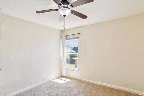 Bedroom - 853 Benicia Rd, Vallejo, CA 94591 photo 5 of 6