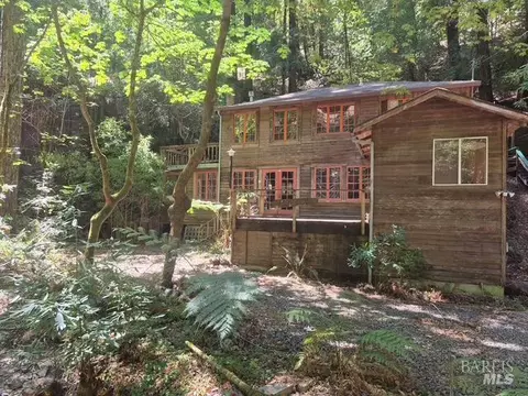 11856 Redwood Rd, Forestville, CA 95436