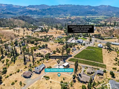 752 Sunnyside Rd, Saint Helena, CA 94574