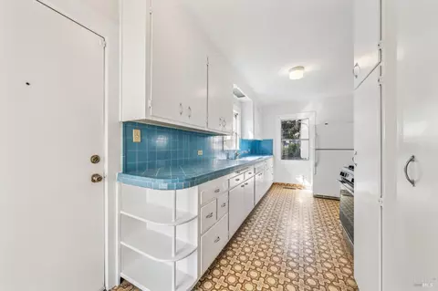 Kitchen - 1132 Willow St, Martinez, CA 94553 photo 3 of 3
