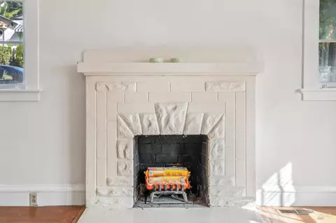 Living - 1132 Willow St, Martinez, CA 94553 photo 6 of 12