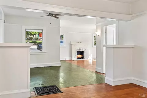 Living - 1132 Willow St, Martinez, CA 94553 photo 9 of 12