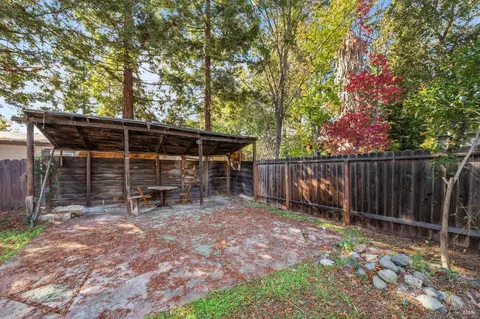 Exterior - 1132 Willow St, Martinez, CA 94553 photo 2 of 4