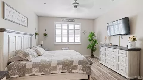 Bedroom - 570 Syracuse Ln, Dixon, CA 95620 photo 5 of 5