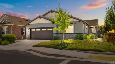 Exterior - 570 Syracuse Ln, Dixon, CA 95620 photo 12 of 12