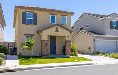 Exterior - 2393 Sheldon Dr, Fairfield, CA 94533 photo 2 of 13