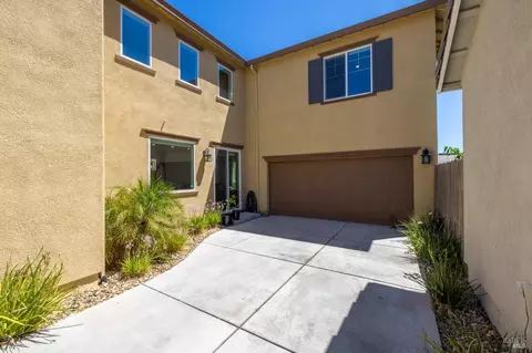 Exterior - 2393 Sheldon Dr, Fairfield, CA 94533 photo 4 of 13
