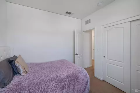 Bedroom - 2393 Sheldon Dr, Fairfield, CA 94533 photo 1 of 9