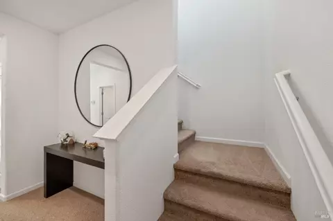 Entry Way - 2393 Sheldon Dr, Fairfield, CA 94533 photo 6 of 12