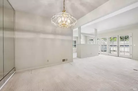 Living - 18103 Vassar Ct, Sonoma, CA 95476 photo 7 of 8