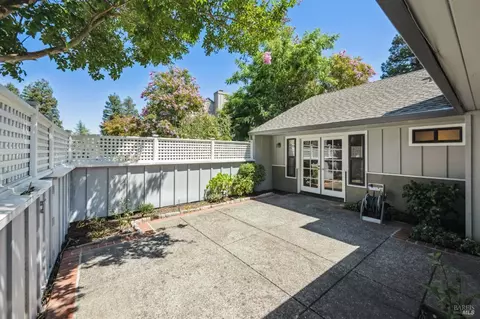 Exterior - 18103 Vassar Ct, Sonoma, CA 95476 photo 4 of 9