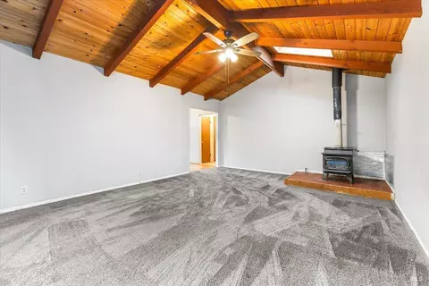 Living - 25042 Robin Pl, Willits, CA 95490 photo 4 of 8