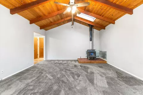 Living - 25042 Robin Pl, Willits, CA 95490 photo 3 of 8