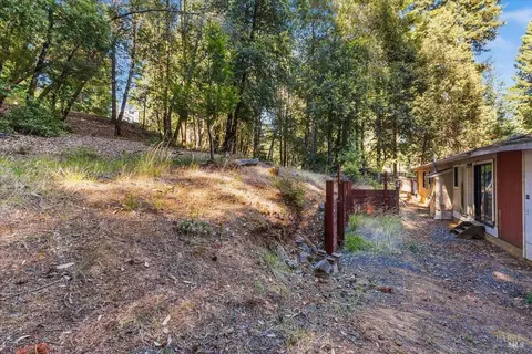 Exterior - 25042 Robin Pl, Willits, CA 95490 photo 8 of 9