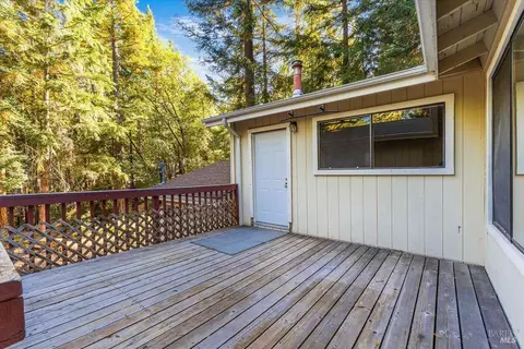 Exterior - 25042 Robin Pl, Willits, CA 95490 photo 3 of 9