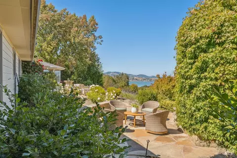 Exterior - 90 Taylor Rd, Tiburon, CA 94920 photo 5 of 14