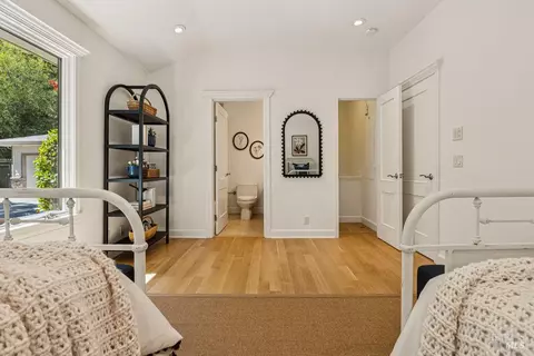 Bedroom - 90 Taylor Rd, Tiburon, CA 94920 photo 5 of 6