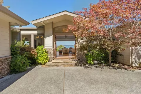 Exterior - 90 Taylor Rd, Tiburon, CA 94920 photo 14 of 14