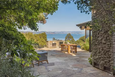 Exterior - 90 Taylor Rd, Tiburon, CA 94920 photo 1 of 14