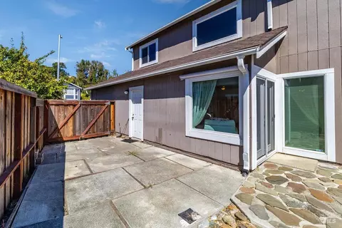 Exterior - 108 James River Rd, Vallejo, CA 94591 photo 10 of 13