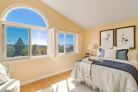 Bedroom - 108 James River Rd, Vallejo, CA 94591 photo 5 of 10