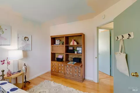 Bedroom - 108 James River Rd, Vallejo, CA 94591 photo 9 of 10