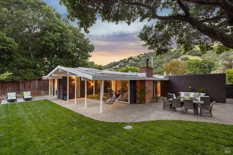 819 Greenberry Ln, San Rafael, CA 94903