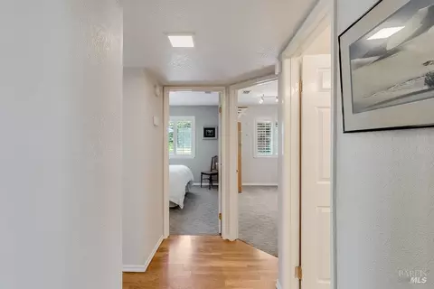 Entry Way - 509 Solano Dr, Benicia, CA 94510 photo 2 of 4