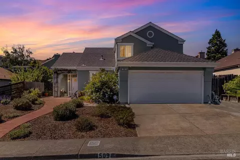 Exterior - 509 Solano Dr, Benicia, CA 94510 photo 19 of 20