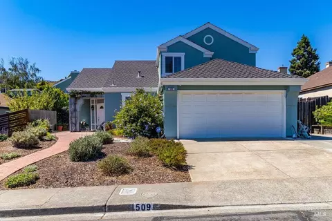 Exterior - 509 Solano Dr, Benicia, CA 94510 photo 2 of 20