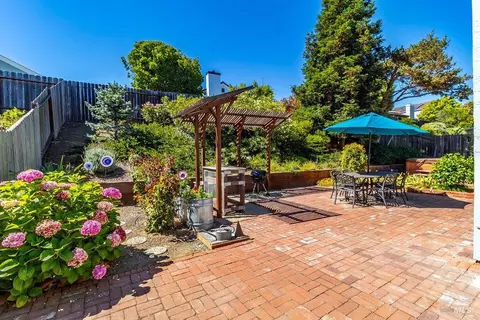 Exterior - 509 Solano Dr, Benicia, CA 94510 photo 7 of 20