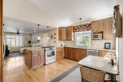 Kitchen - 509 Solano Dr, Benicia, CA 94510 photo 1 of 7