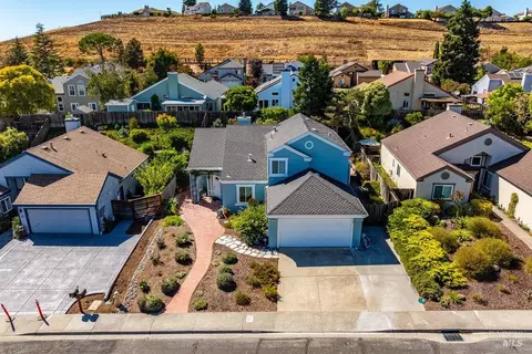View/Area - 509 Solano Dr, Benicia, CA 94510 photo 2 of 7