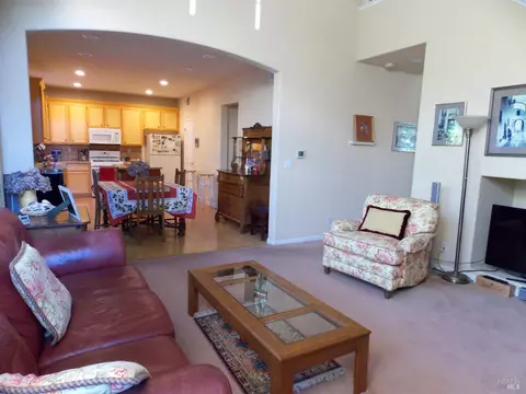 Living - 1349 Golf Course Dr, Windsor, CA 95492 photo 3 of 4