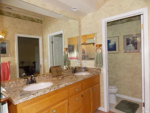 Bath - 1349 Golf Course Dr, Windsor, CA 95492 photo 5 of 5