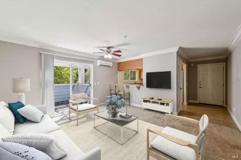 225 Burt St #34, Santa Rosa, CA 95407