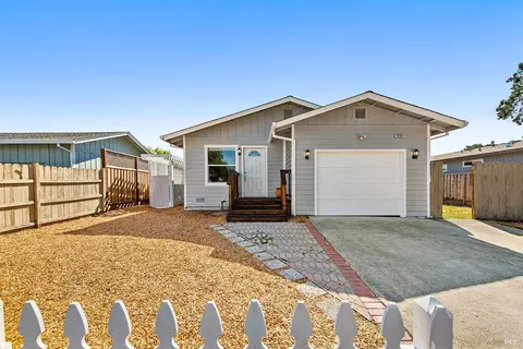 9701 Orion Dr, Windsor, CA 95492