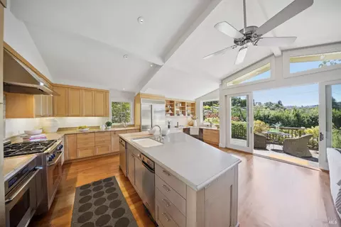 274 Manor Dr, Mill Valley, CA 94941 photo 14
