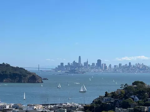 45 Corinthian Ct #32, Tiburon, CA 94920